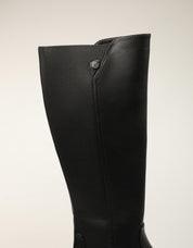 BOTAS REFRESH BOTA ELASTICA NEGRO en color Negro