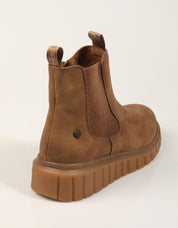 BOTINES REFRESH BOTIN CHELSEA CAMEL en color Cuero