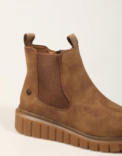 BOTINES REFRESH BOTIN CHELSEA CAMEL en color Cuero