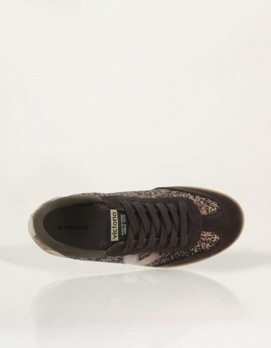 ZAPATILLAS VICTORIA 1126223 BERLÍN MARRON en color Marron