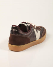 ZAPATILLAS VICTORIA 1126234 BERLÍN METAL MOCA en color Marron