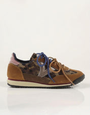ZAPATILLAS VICTORIA 1158116 SATURNO MARRON en color Marron