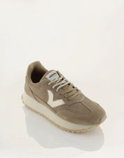 ZAPATILLAS VICTORIA 1157118 VIENTO SERRAJE BEIGE en color Beige