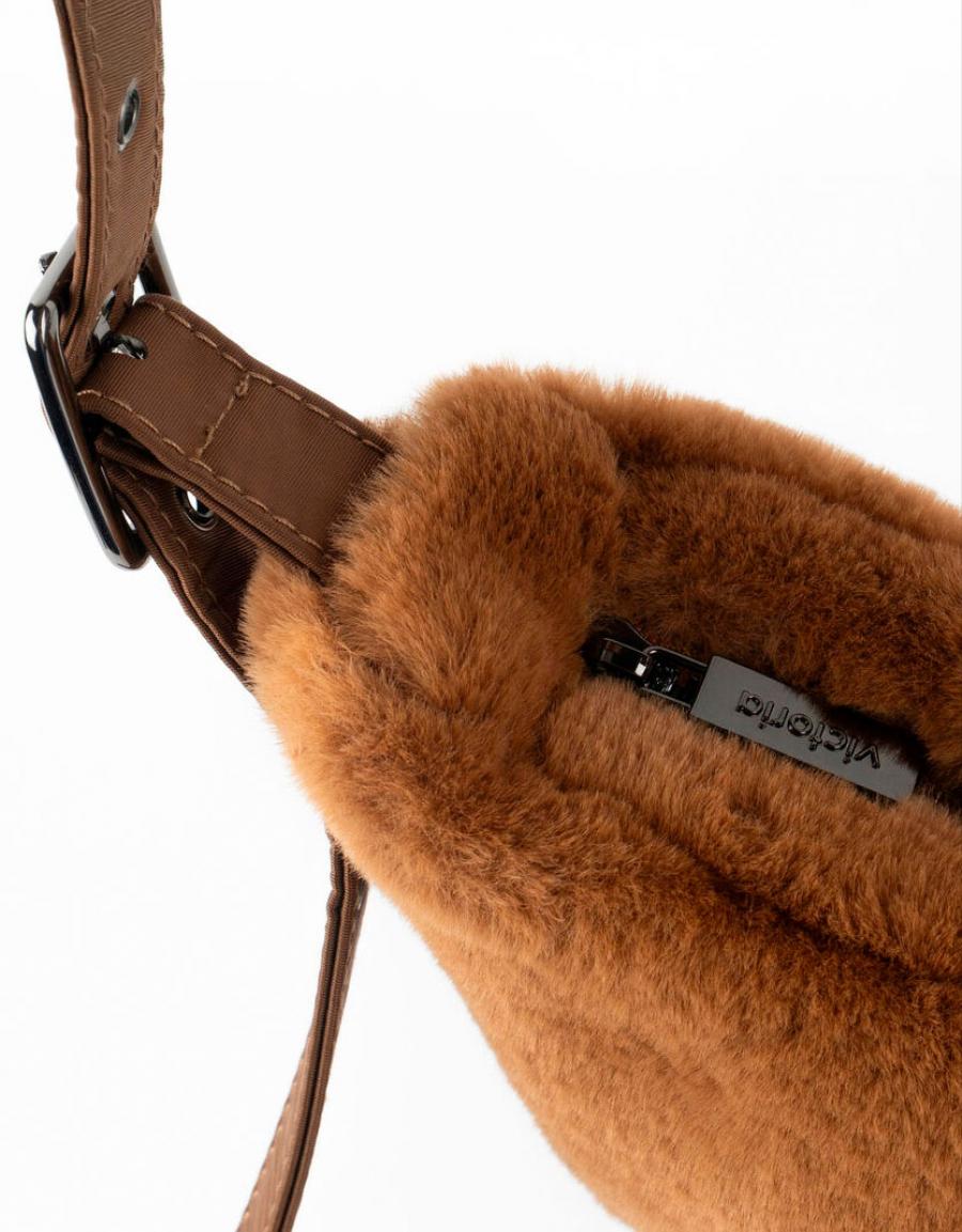 BOLSOS VICTORIA 9126002 BOLSO RIÑONERA CUERO en color Cuero