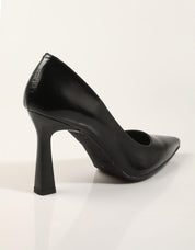 ZAPATOS VESTIR REBECCA HOPE SALON KROKANTE NEGRO en color Negro