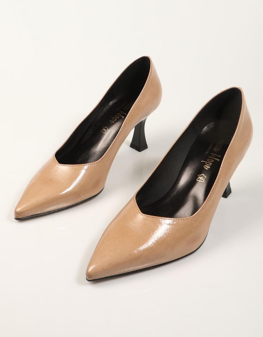 ZAPATOS VESTIR REBECCA HOPE SALON KROKANTE FANGO en color Taupe