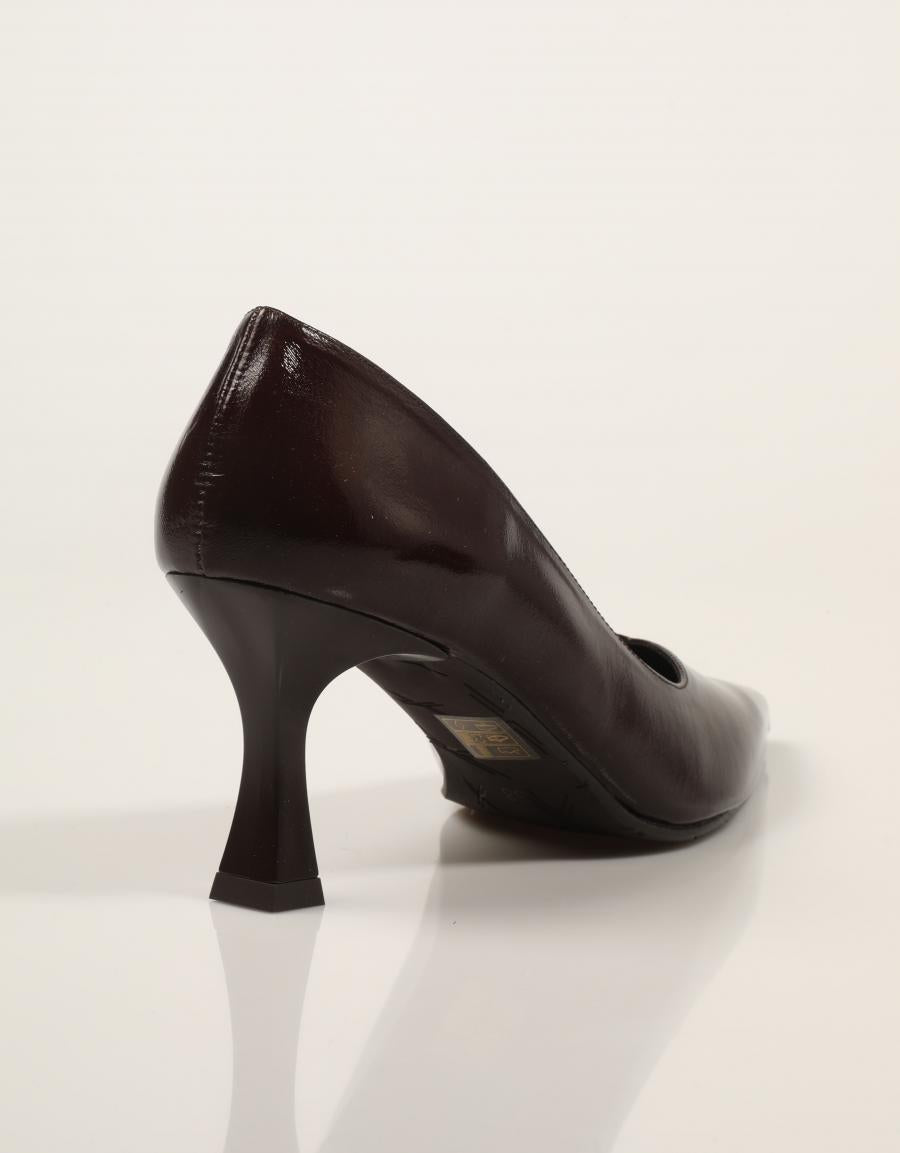 ZAPATOS VESTIR REBECCA HOPE SALON KROKANTE MORO en color Marron