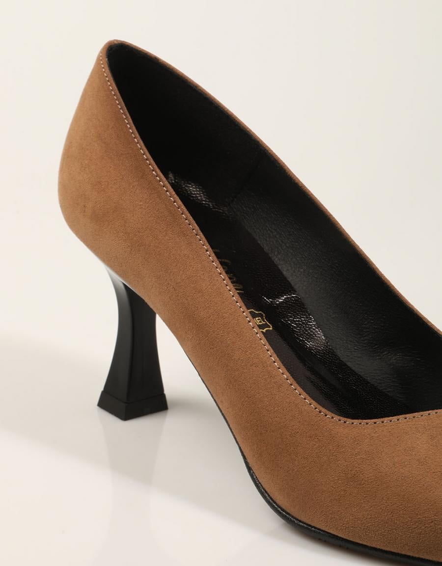 ZAPATOS VESTIR REBECCA HOPE SALON ANTE TAUPE en color Taupe