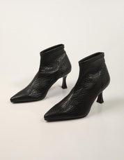 BOTINES REBECCA HOPE BOTIN MUFLONE NEGRO en color Negro