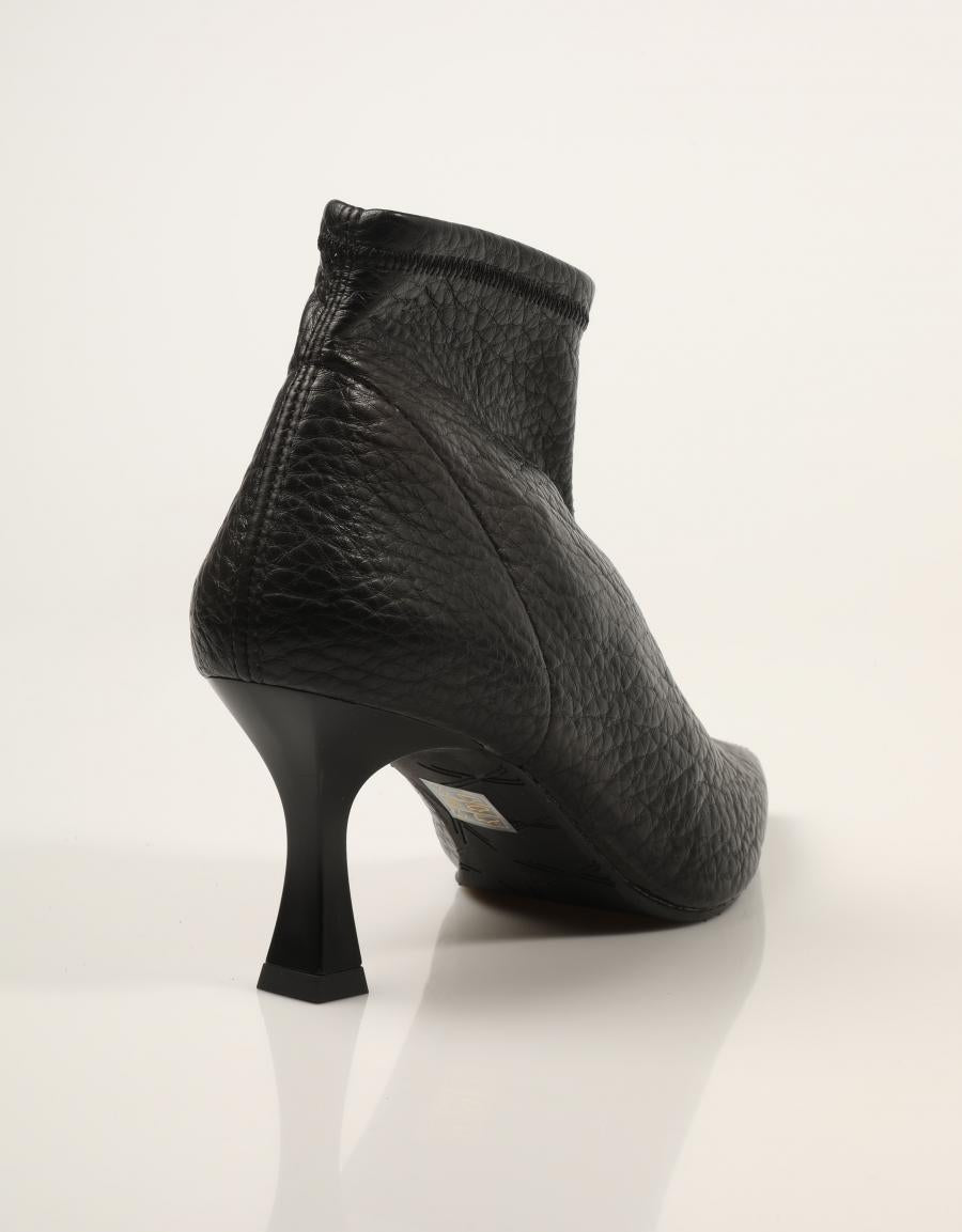 BOTINES REBECCA HOPE BOTIN MUFLONE NEGRO en color Negro