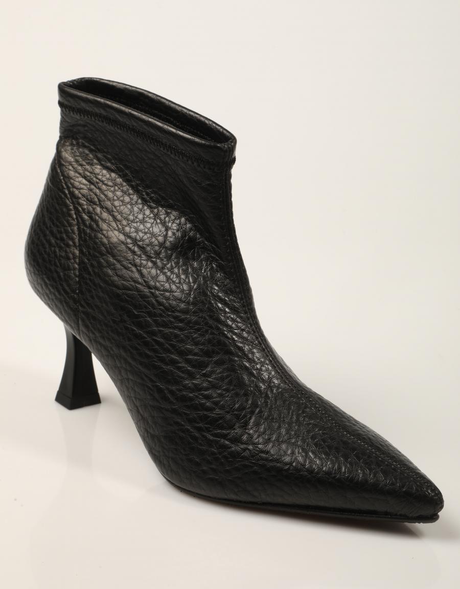 BOTINES REBECCA HOPE BOTIN MUFLONE NEGRO en color Negro