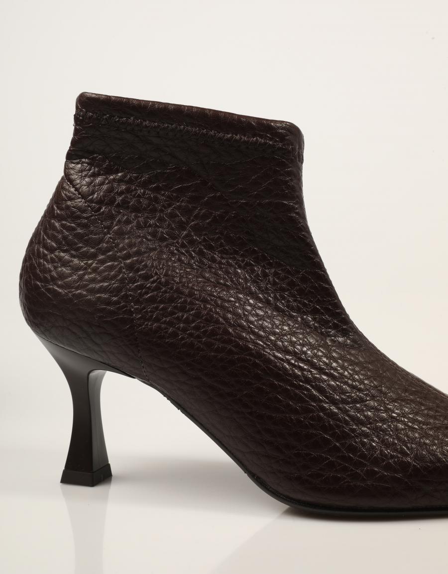BOTINES REBECCA HOPE BOTIN MUFLONE MORO en color Marron
