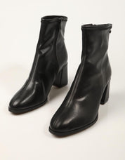 BOTINES CARMINA HILTON BOTIN NAPA BLACK en color Negro