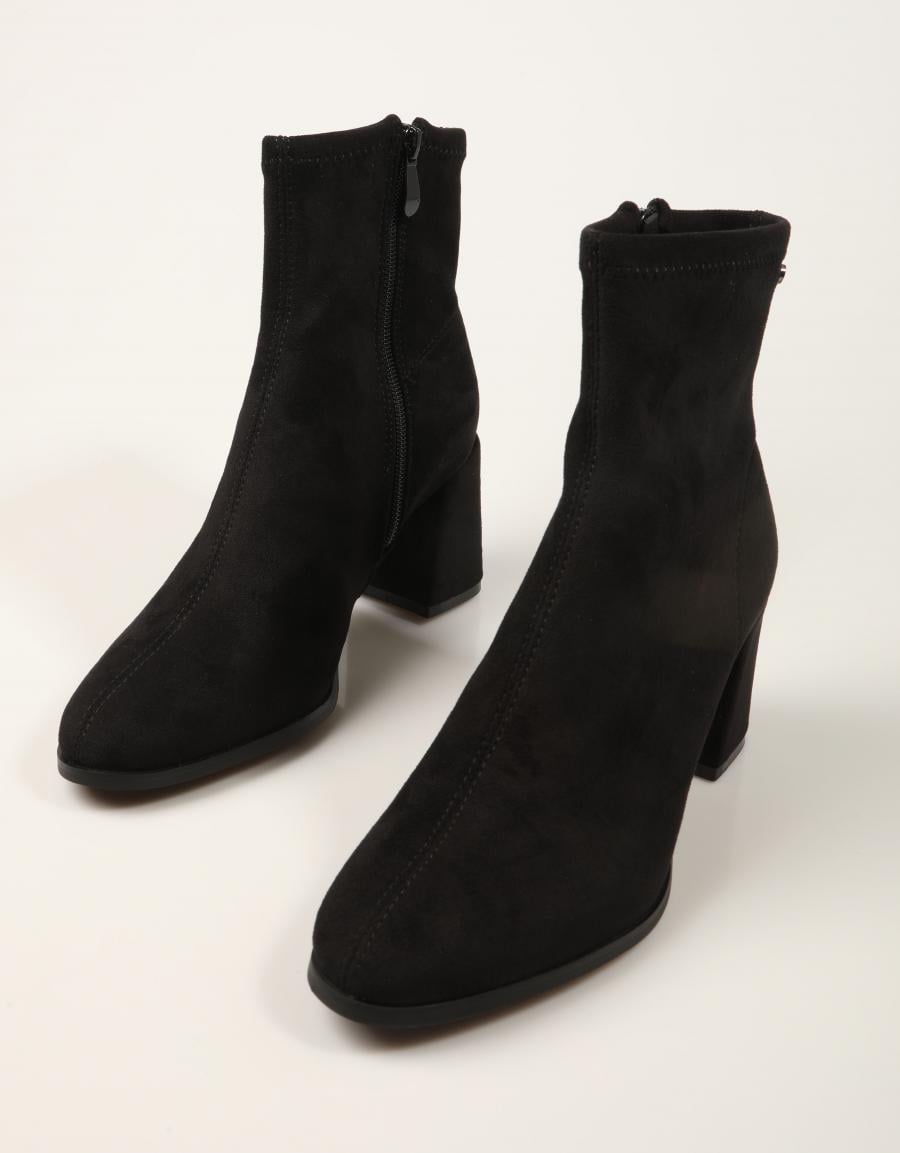 BOTINES CARMINA HILTON BOTIN SUEDE BLACK en color Negro