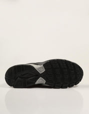ZAPATILLAS NIKE INITIATOR BLACK IB4595 en color Negro