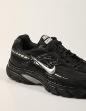 ZAPATILLAS NIKE INITIATOR BLACK IB4595 en color Negro