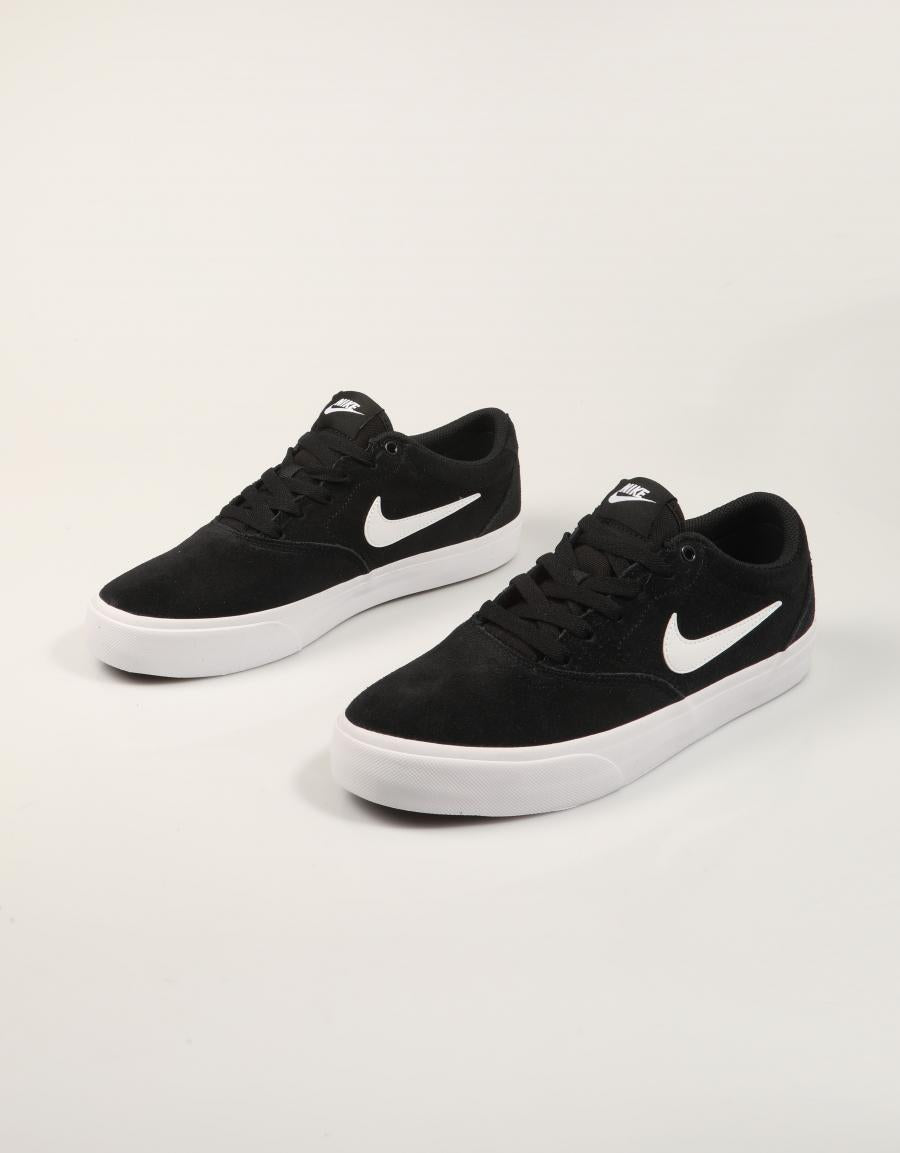 ZAPATILLAS NIKE CHARGE SUEDE BLACK IB2750 en color Negro