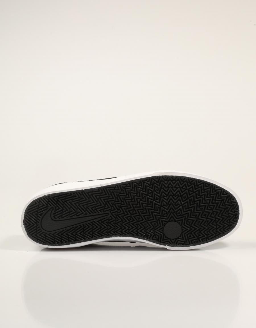 ZAPATILLAS NIKE CHARGE SUEDE BLACK IB2750 en color Negro