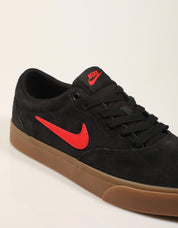 ZAPATILLAS NIKE CHARGE SUEDE BLACK IB2750 en color Negro