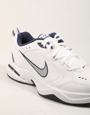 ZAPATILLAS NIKE AIR MONARCH WHITE/SILVER 415445 en color Blanco