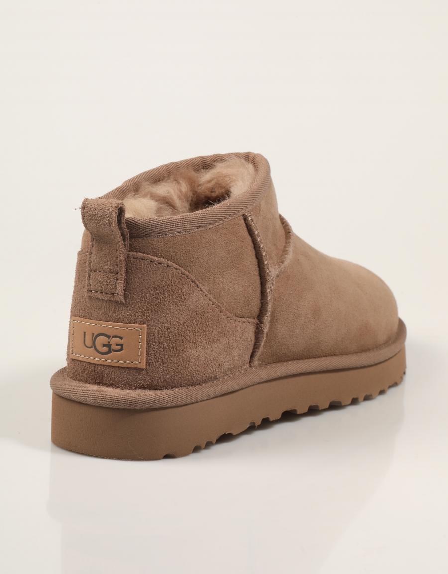 BOTINES UGG ULTRA MINI CARIBOIU 1116109 en color Taupe