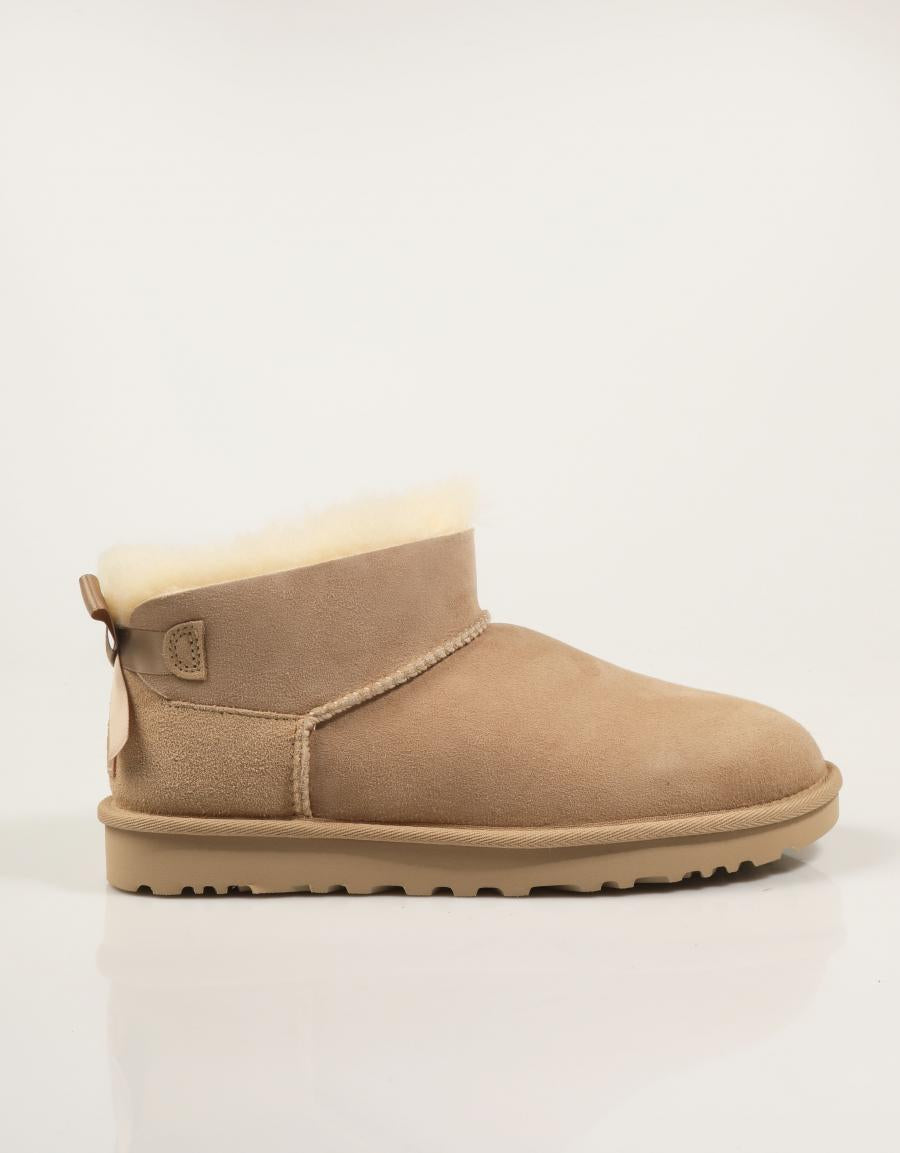 BOTINES UGG MINI BAILEY SAND 1185491 en color Beige