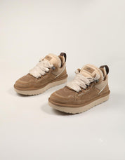 ZAPATILLAS UGG LOWMELL LIGHT BRONZE 1144032 en color Cuero