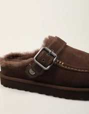 ZUECOS UGG GOLDENSTAR BURNT CEDAR 1180251 en color Marron