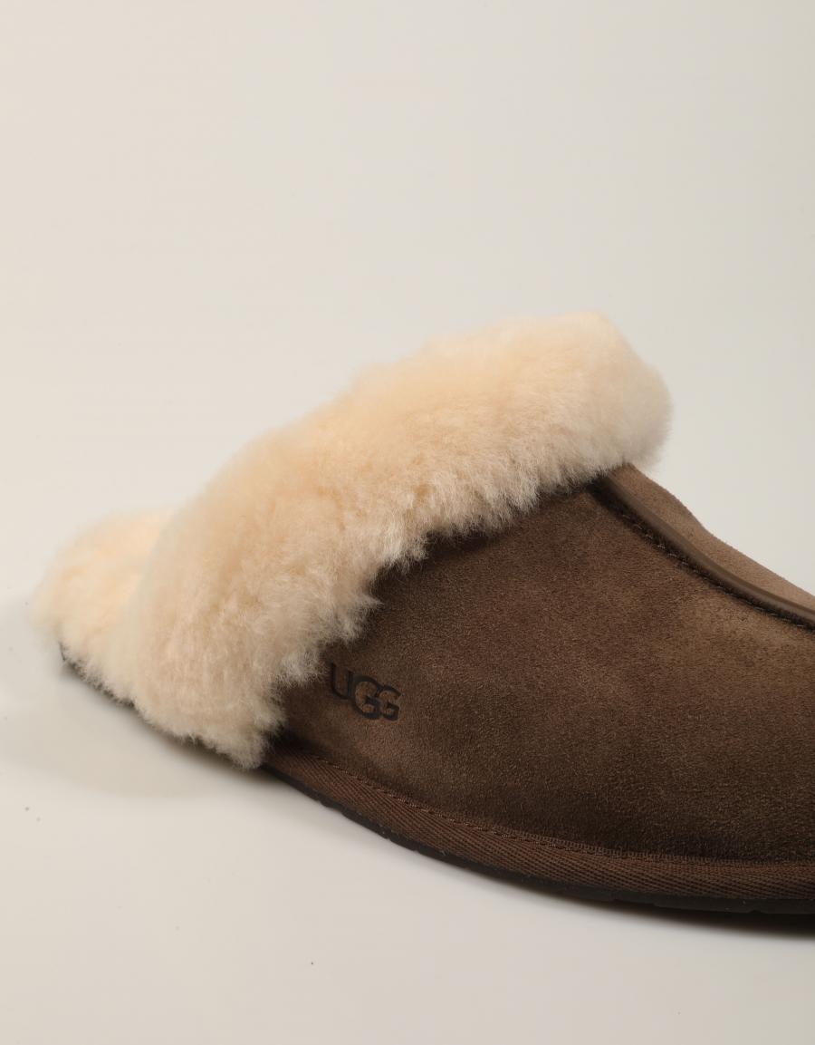 ZAPATILLAS CASA UGG SCHUFETTE ESPRESSO 1106872 en color Marron