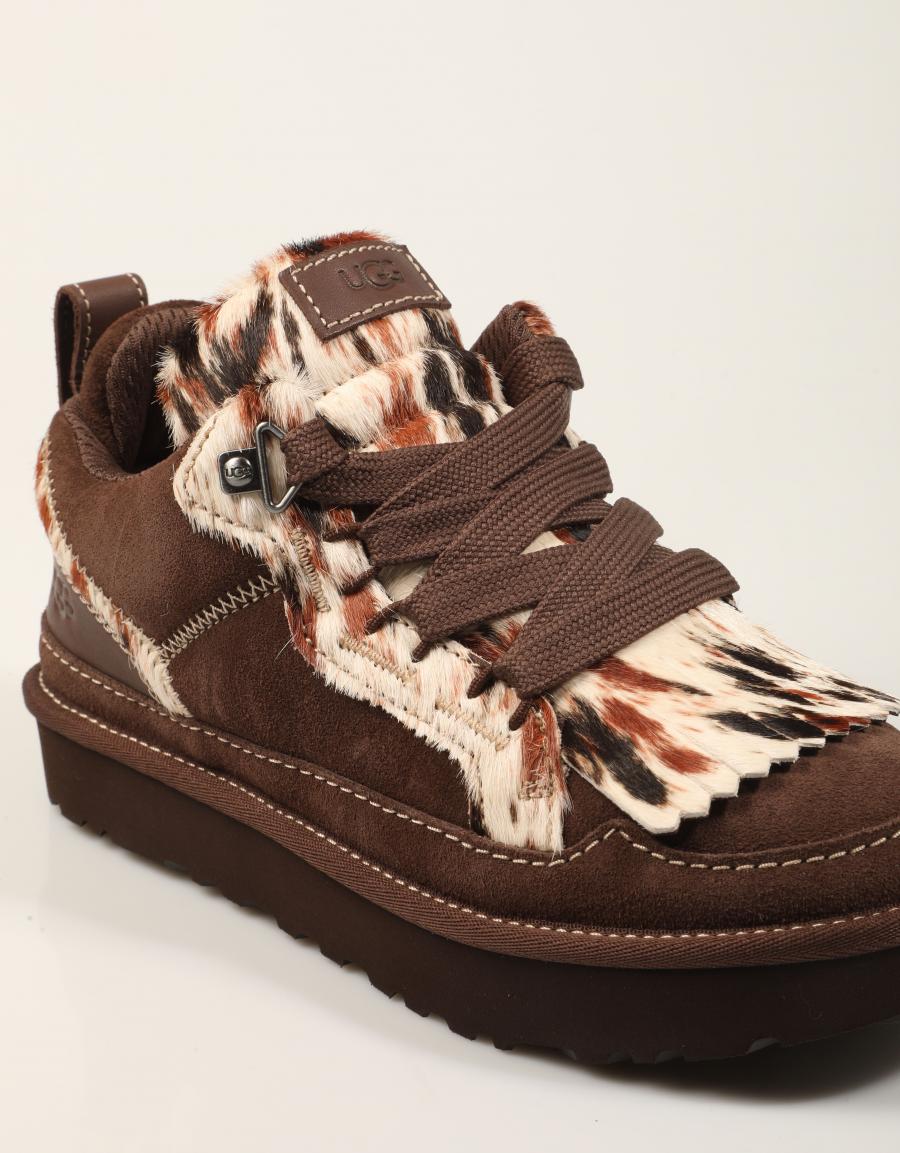ZAPATILLAS UGG LOWMEL BURNT CEDAR 1180311 en color Marron