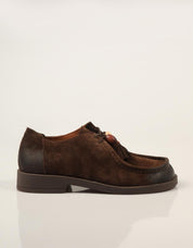 ZAPATOS SPORT REBECCA HOPE WALLABEE BITTER SUEDE-BROWN en color Marron