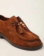ZAPATOS SPORT REBECCA HOPE WALLABEE COGNAC SUEDE en color Cuero