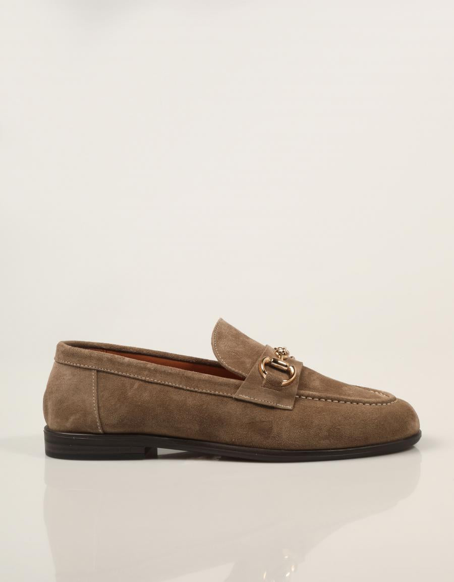 MOCASINES REBECCA HOPE MOCASIN ESTRIBO SUGUERO-TAUPE en color Taupe