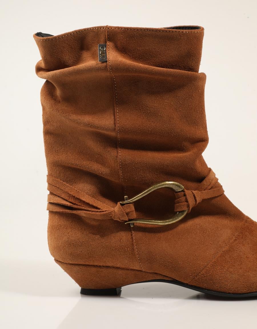 BOTAS GAIMO MARGARIA MAREN TAN en color Cuero
