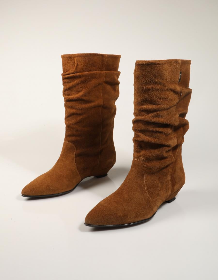 BOTAS GAIMO MARGARIA MARGARIT DATE en color Taupe