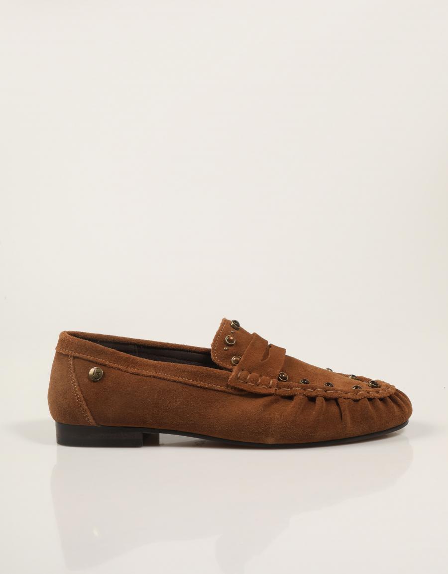MOCASINES TOP 3 MOCASIN CAMEL en color Cuero