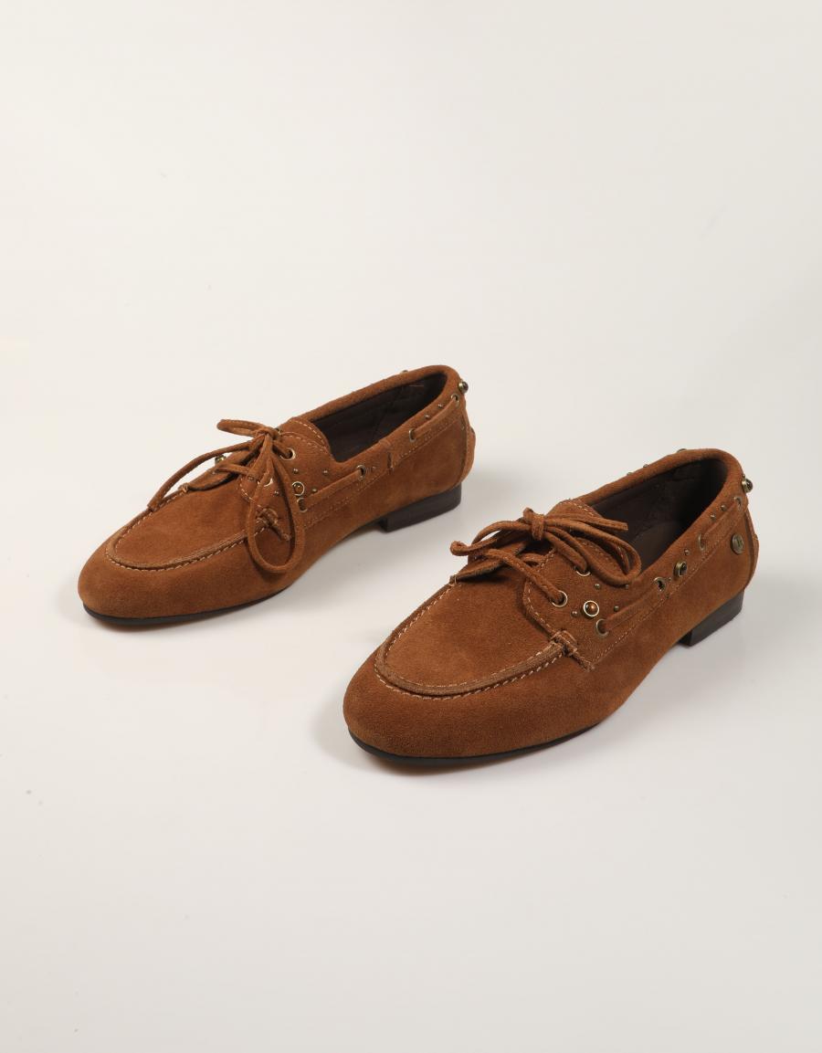 NAUTICOS TOP 3 NAUTICO CAMEL en color Cuero