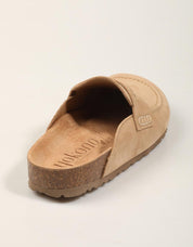 ZUECOS YOKONO ZUECO MOCASIN MUSHROOM en color Beige