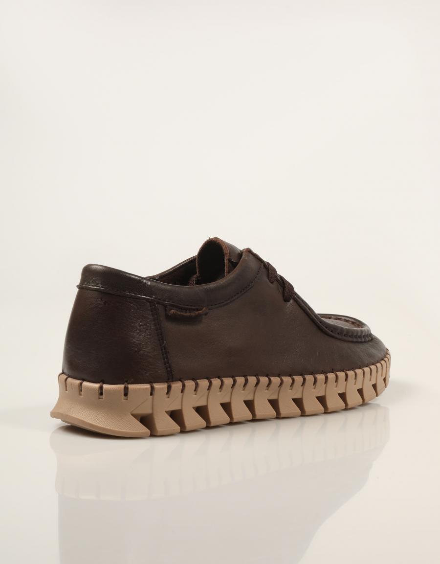ZAPATOS SPORT CARMELA WALLABEE MARRÓN 164393 en color Marron