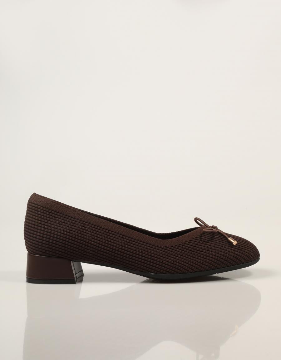 ZAPATOS CARMINA HILTON BAILARINA TACÓN BROWN en color Marron