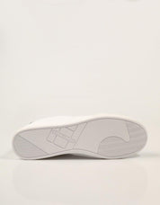 ZAPATILLAS TOMMY HILFIGER LOW PROFILE WHITE/BLACK FM0FM06097 en color Blanco
