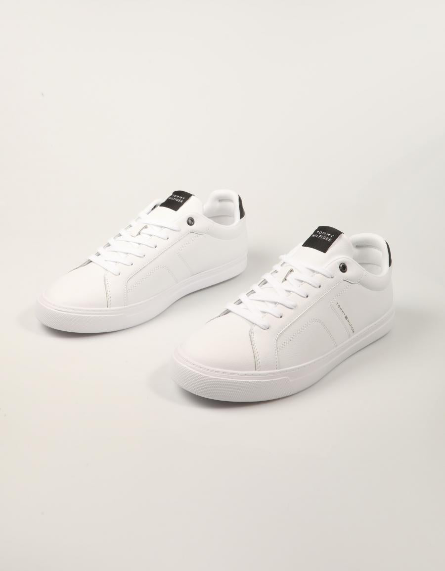 ZAPATILLAS TOMMY HILFIGER LIGHTWEIGHT WHITE FM0FM06098 en color Blanco
