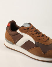 ZAPATILLAS TOMMY HILFIGER RUNNER COCONUT FM0FM06111 en color Marron