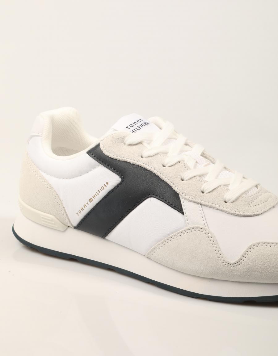ZAPATILLAS TOMMY HILFIGER RUNNER WHITE FM0FM06111 en color Blanco
