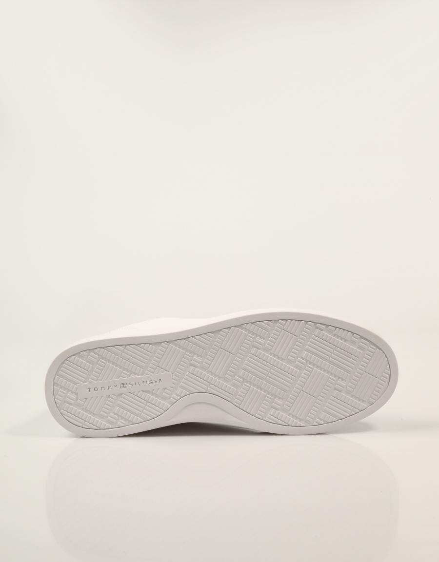 ZAPATILLAS TOMMY HILFIGER CUPSOLE WHITE FW0FW09606 en color Blanco