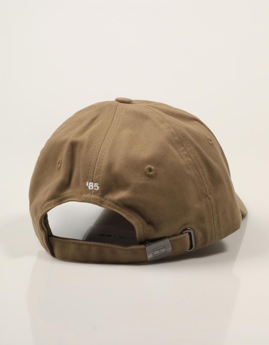 GORRA TOMMY HILFIGER FALG 85 TAUPE AM0AM12531 en color Taupe