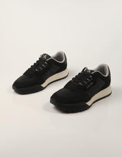 ZAPATILLAS CALVIN KLEIN RUNNER BLACK HM0HM02389 en color Negro