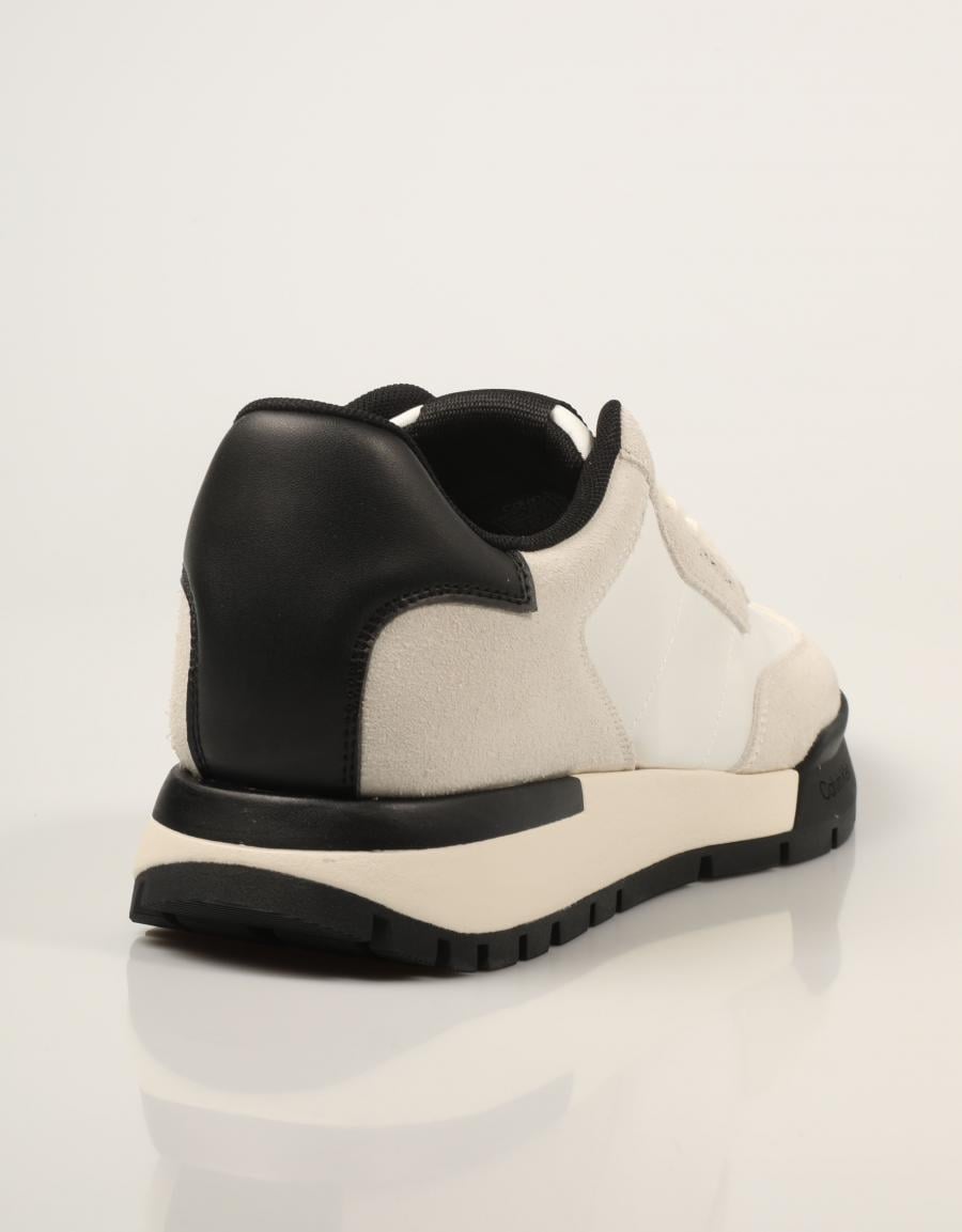 ZAPATILLAS CALVIN KLEIN RUNNER WHITE HM0HM02389 en color Blanco