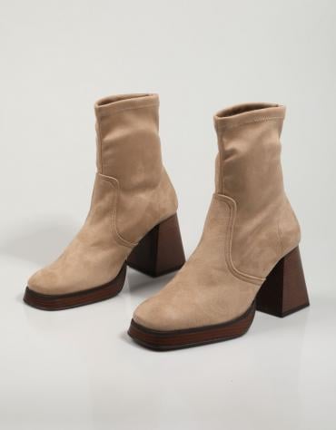 ANKLE BOOTS 2193
