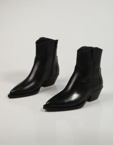 ANKLE BOOTS 2072 17